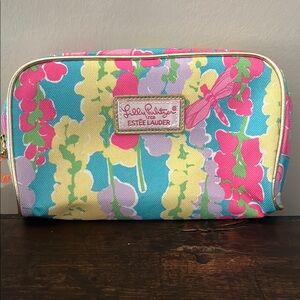 NWOT Lily Pulitzer x Estée Lauder makeup bag